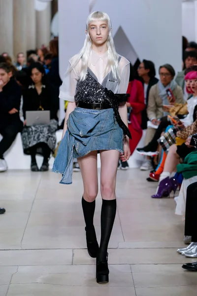 Look 47